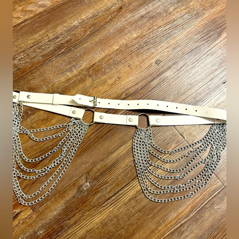 White chain thin belt